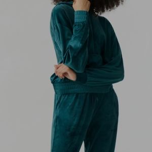 Velour pants set